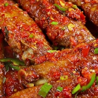 PEPPERED TURKEY WINGS