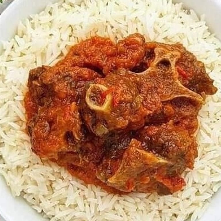 Spicy Pepper Soup Delights: Nigerian Cuisine